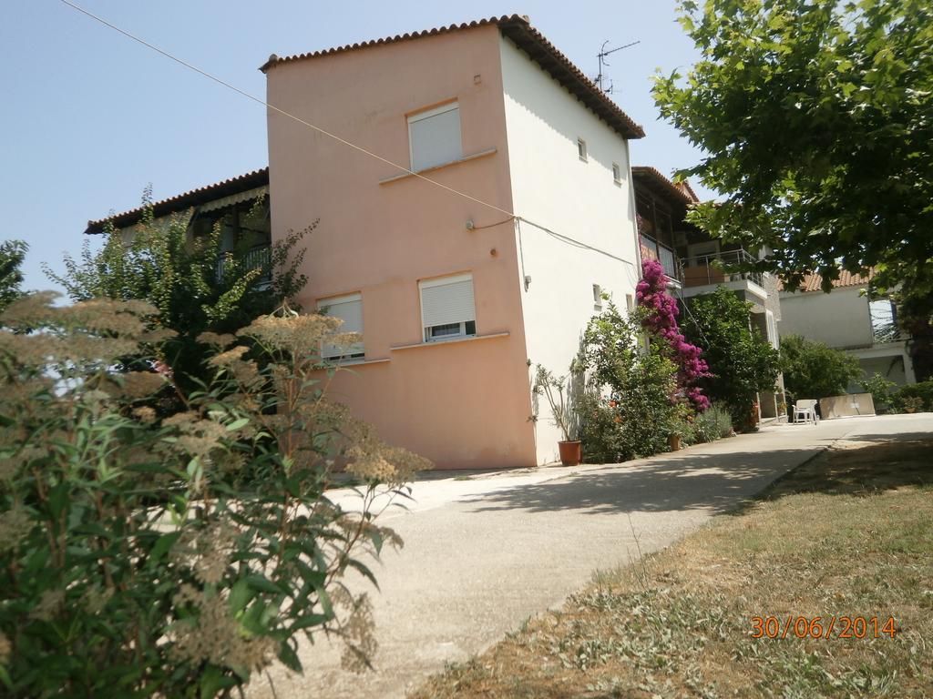 Ioannis Avrades Apartments アギオカンポス エクステリア 写真
