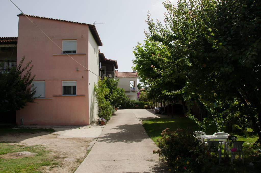 Ioannis Avrades Apartments アギオカンポス エクステリア 写真