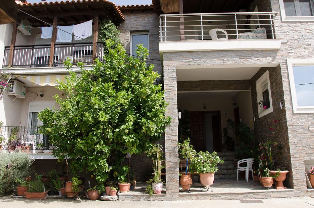 Ioannis Avrades Apartments アギオカンポス エクステリア 写真