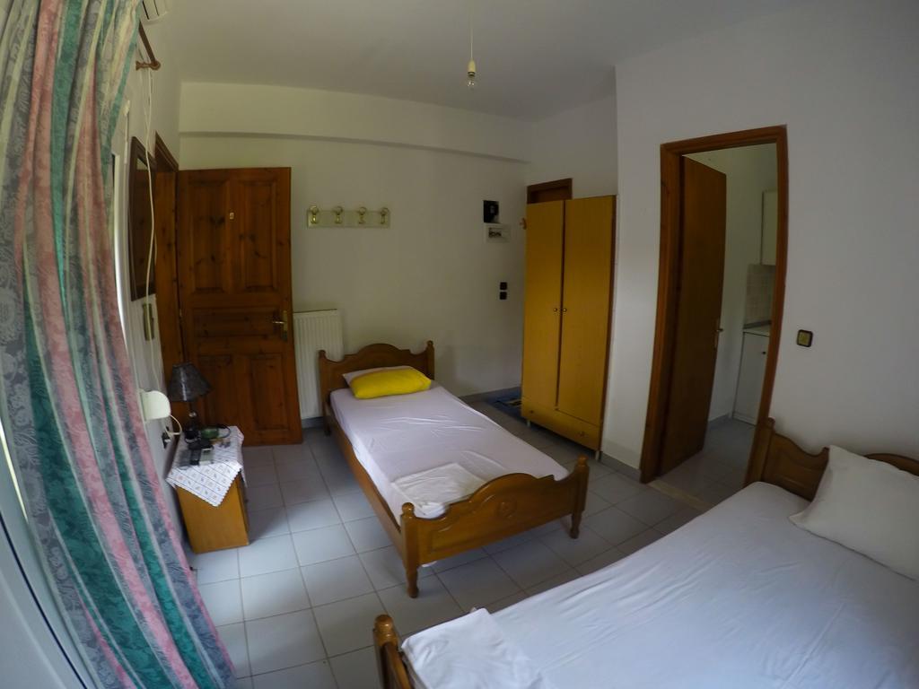Ioannis Avrades Apartments アギオカンポス エクステリア 写真
